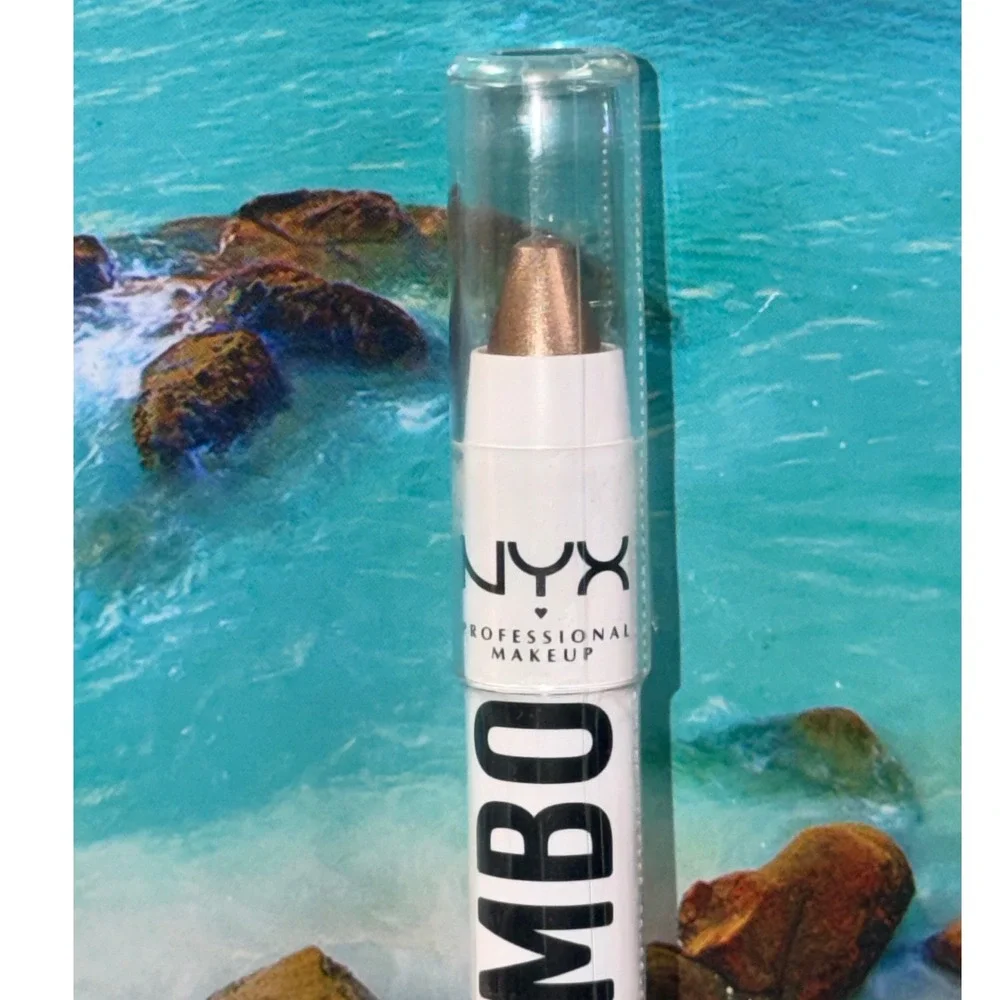 NYX Jumbo Eye Pencil Iced Mocha JEP617 Shimmer Taupe Cream Eyeshadow Crayon NEW